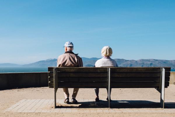 Photo de Matt Bennett sur Unsplash séniors