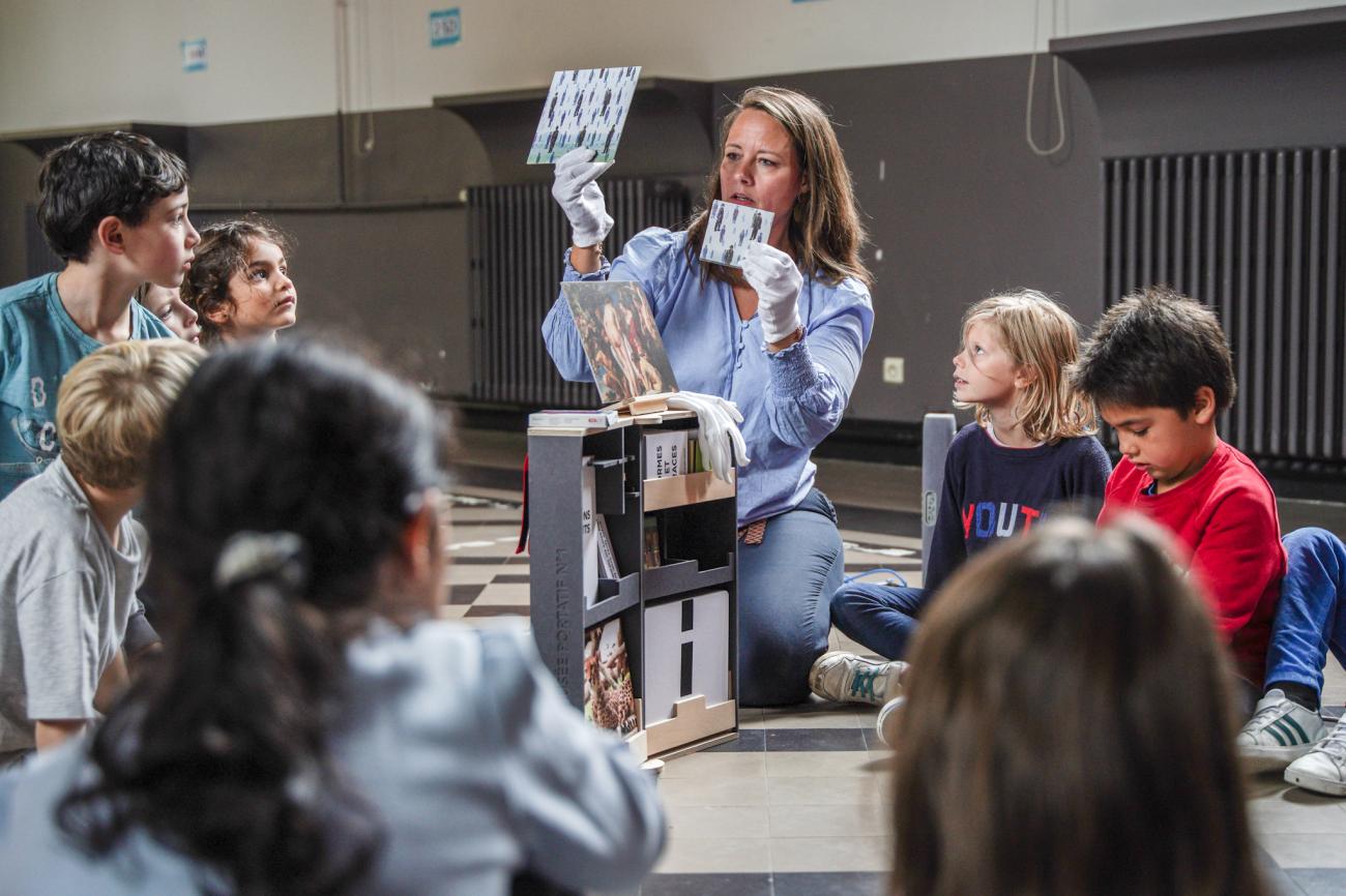PECA cours d'art à l'école en FWB